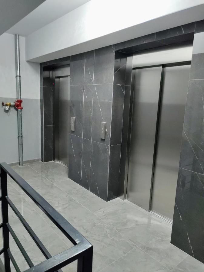 Simona Apartament Iulius Mall Iasi Buitenkant foto